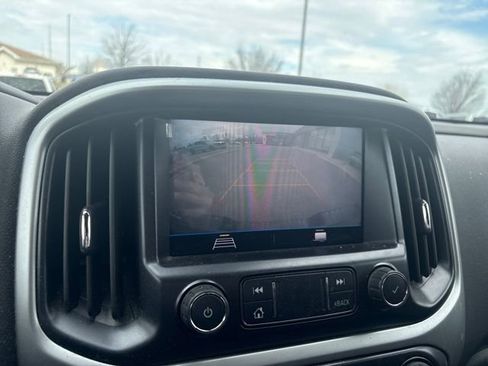 Used 2021 Chevrolet Colorado LT w/ Safety Package image 23