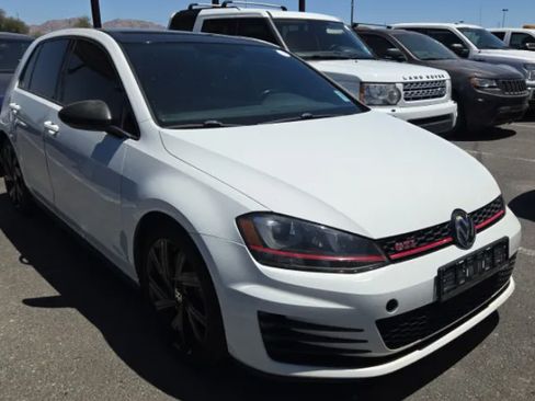 Used 2016 Volkswagen GTI SE w/ Lighting Package (SEL) FWD image 1