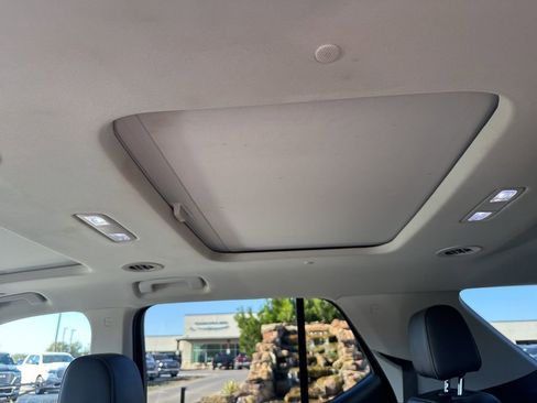 Used 2020 Chevrolet Traverse Premier w/ Redline Edition image 9