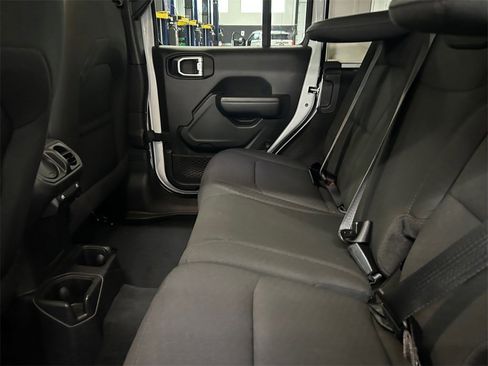 Used 2023 Jeep Wrangler Sport S image 16