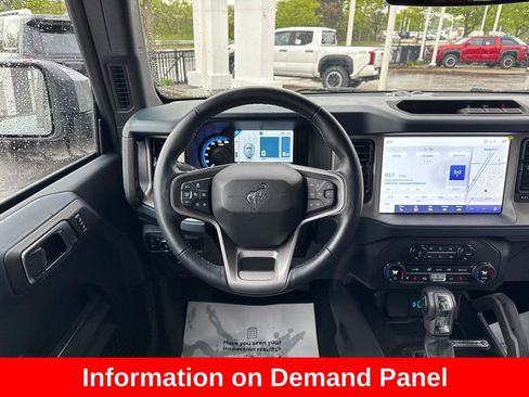 Used 2024 Ford Bronco Outer Banks AWD/4WD image 25