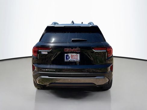 Used 2026 GMC Terrain Elevation w/ Elevation Premium Package FWD image 6