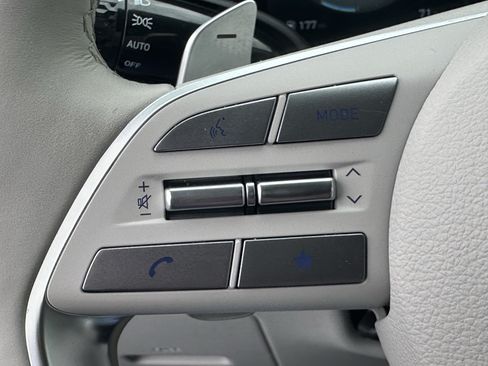 Used 2024 Hyundai Palisade Limited FWD image 25