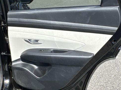 Certified 2025 Hyundai Tucson SEL image 16