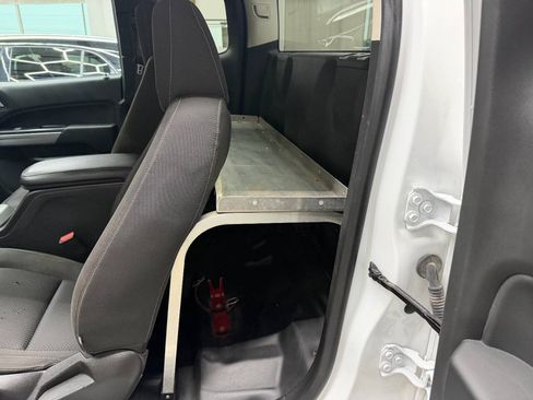Used 2022 Chevrolet Colorado LT w/ Fleet Safety Package RWD image 14
