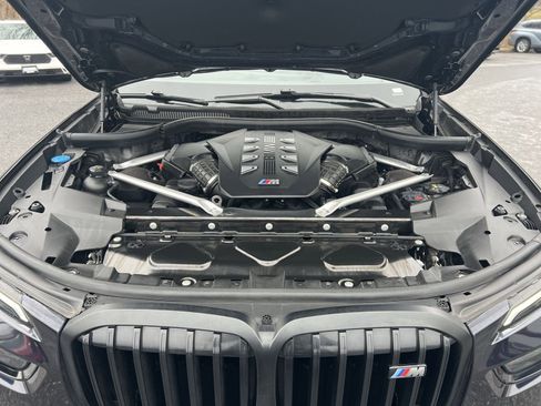 Used 2023 BMW X7 M60i w/ Executive Package image 29