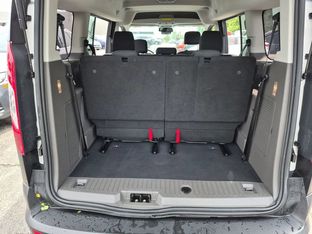 Used 2020 Ford Transit Connect XL FWD image 21