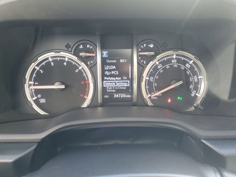 Used 2020 Toyota 4Runner Limited image 24