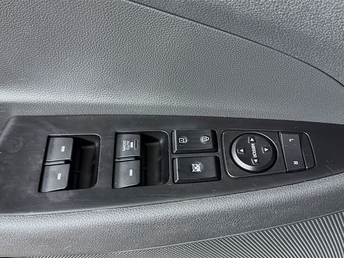 Used 2017 Hyundai Tucson SE image 36