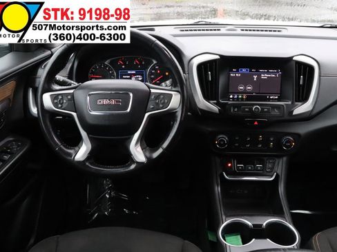 Used 2020 GMC Terrain SLE image 18