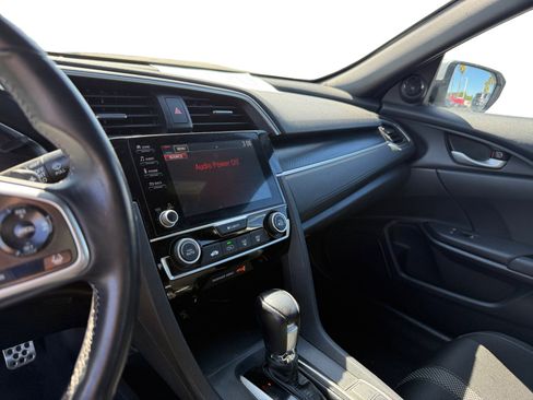 Certified 2021 Honda Civic Sport image 12