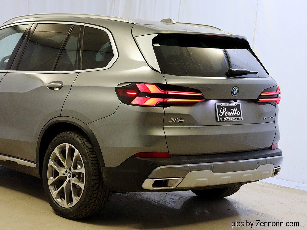 Used 2026 BMW X5 xDrive50e w/ Climate Comfort Package AWD/4WD image 8