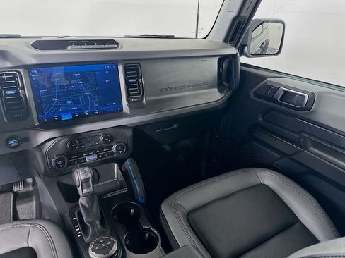 Used 2024 Ford Bronco Black Diamond AWD/4WD image 23