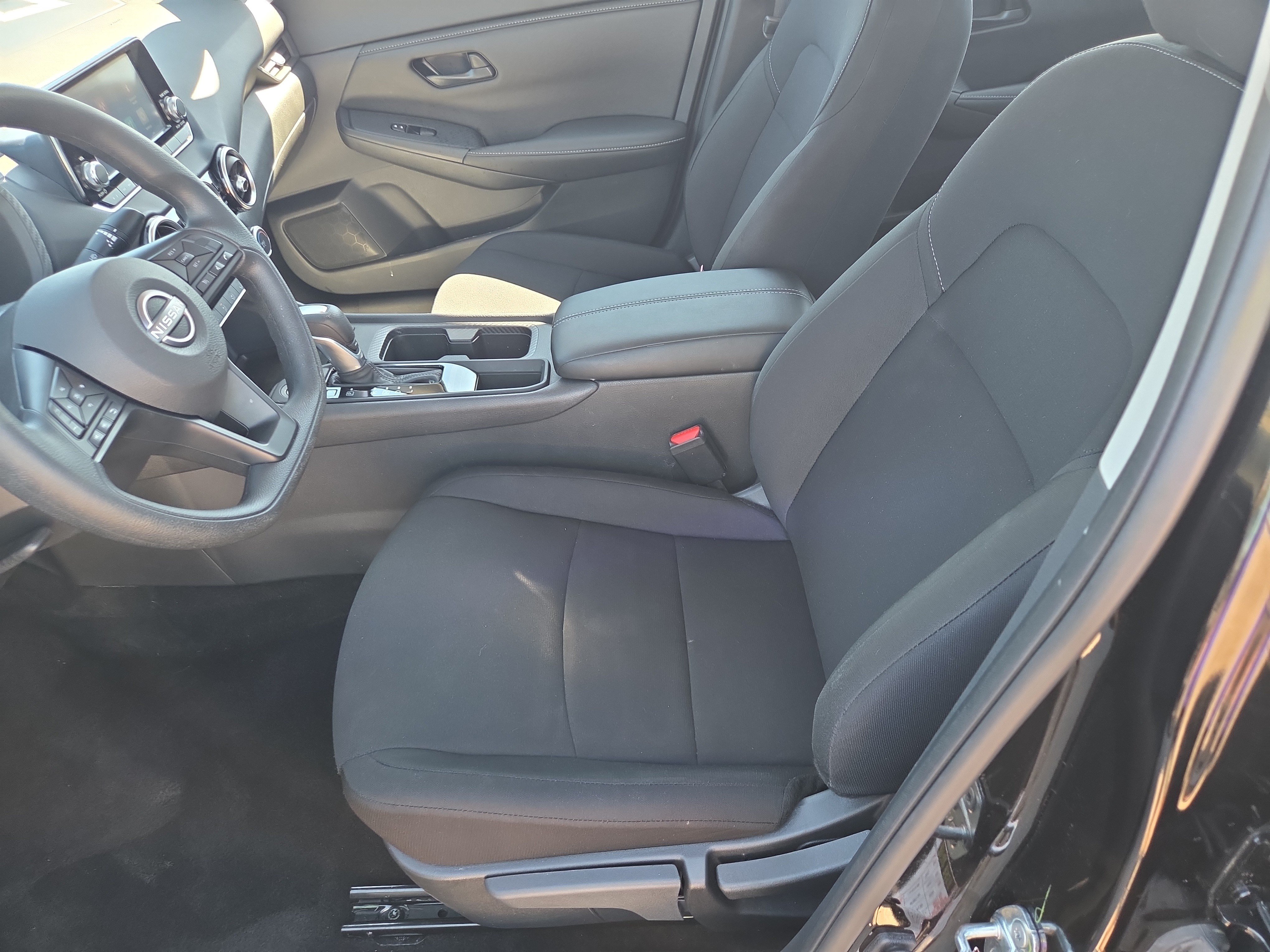 Used 2025 Nissan Sentra S FWD image 5