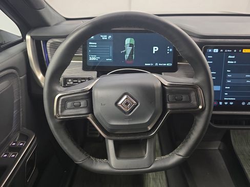Used 2024 Rivian R1S Adventure AWD/4WD image 28