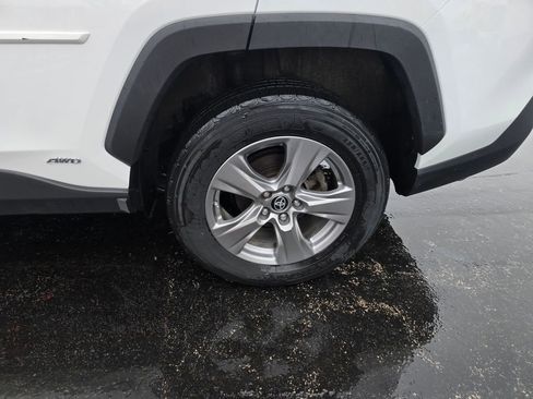 Certified 2024 Toyota RAV4 LE AWD/4WD image 3