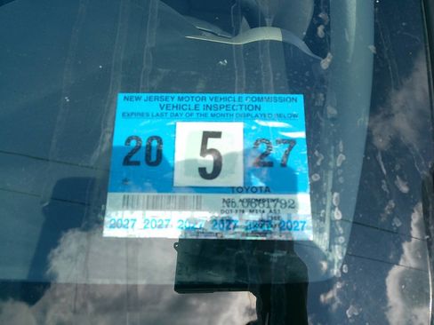 Used 2010 Toyota Matrix FWD image 38