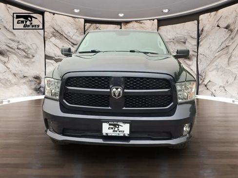 Used 2018 RAM 1500 Express w/ Express Value Package AWD/4WD image 2