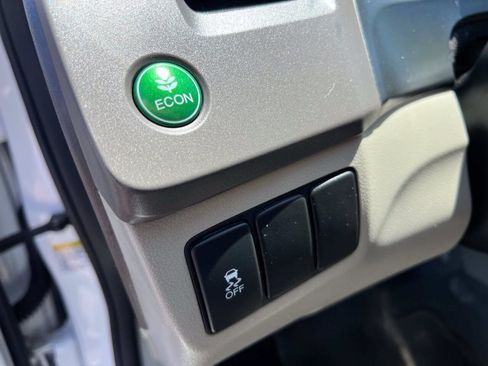 Used 2012 Honda Civic LX image 9