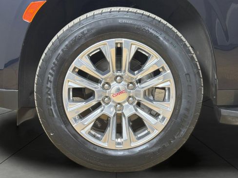 Used 2023 GMC Yukon Denali RWD image 25