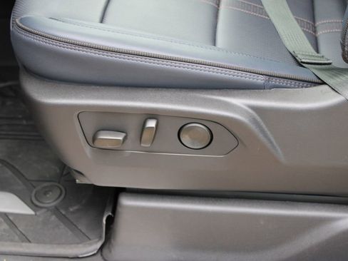 New 2026 Chevrolet Silverado 1500 High Country image 24