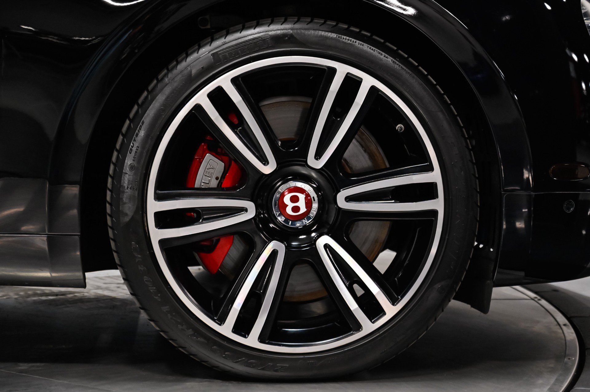 Used 2017 Bentley Flying Spur S V8 AWD/4WD image 22