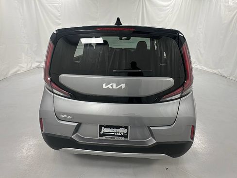 New 2025 Kia Soul LX image 4