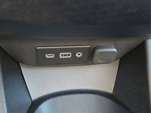 Used 2024 Chevrolet Malibu LS image 28