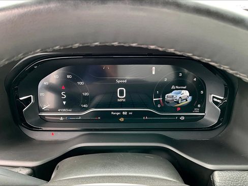 Certified 2024 GMC Yukon Denali RWD image 23