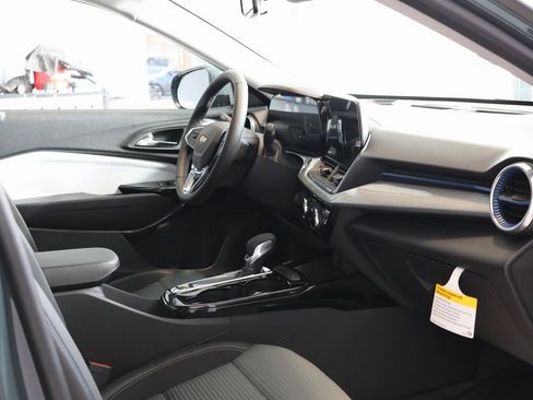 New 2026 Chevrolet Trax LT w/ LT Convenience Package image 31