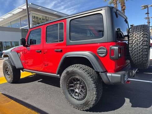 Used 2021 Jeep Wrangler Unlimited Rubicon w/ Xtreme Recon 35" Tire Package image 5