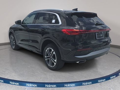 Certified 2025 Audi Q5 Premium w/ Convenience Package AWD/4WD image 7