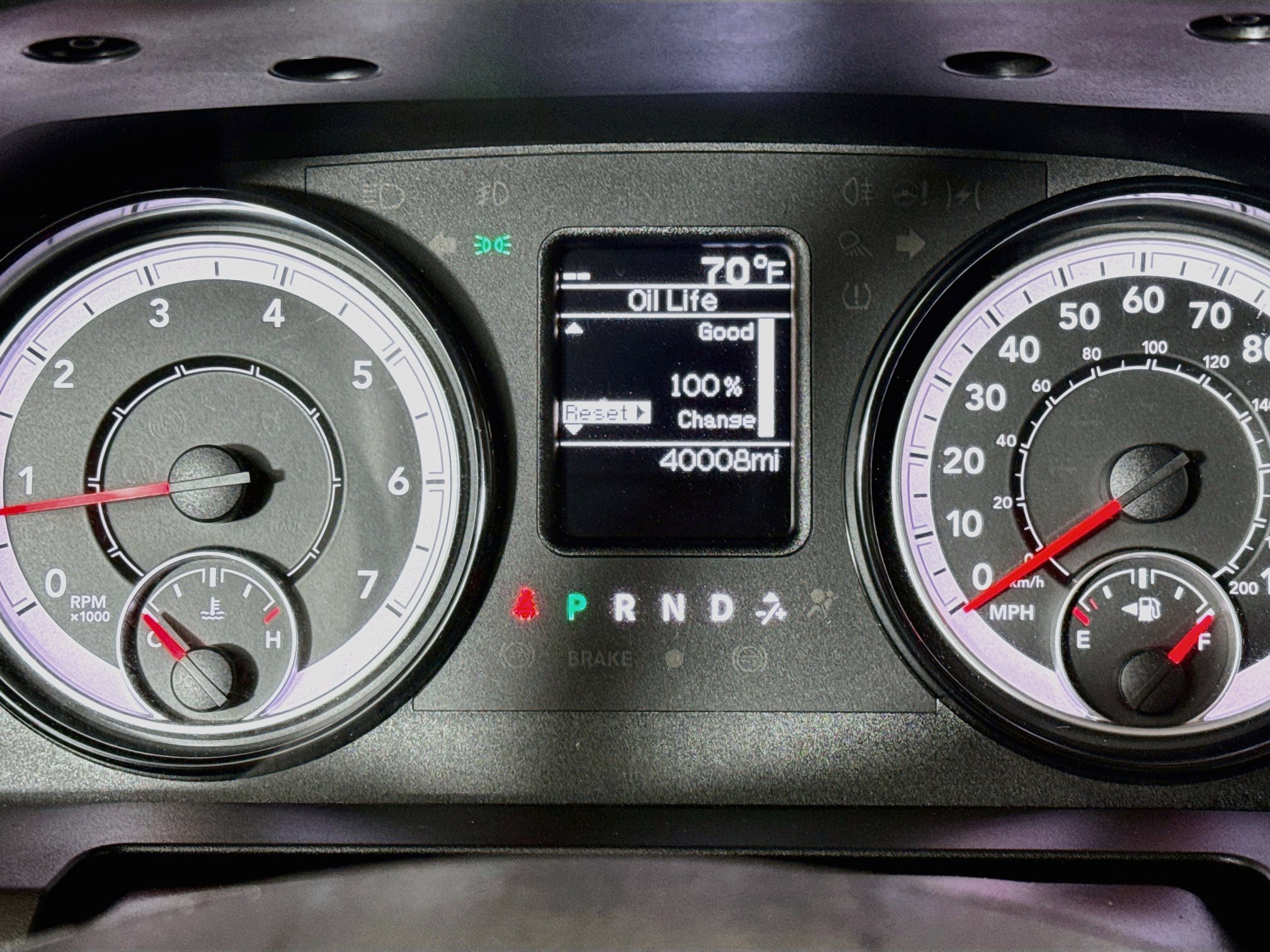 Used 2022 RAM 1500 Classic SLT AWD/4WD image 36
