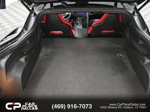 Used 2019 Chevrolet Corvette Stingray Coupe w/ 1LT RWD image 13