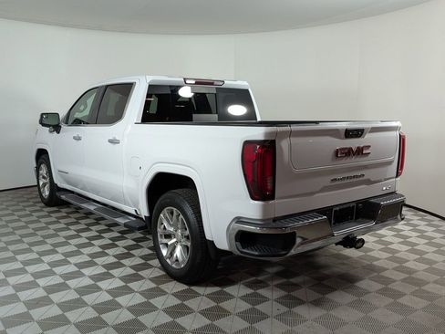 Used 2021 GMC Sierra 1500 SLT w/ SLT Premium Package RWD image 5