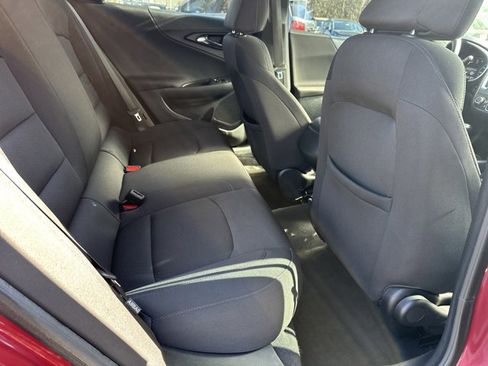 Used 2019 Chevrolet Malibu RS image 14