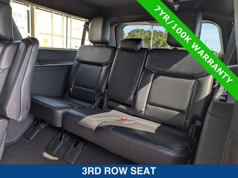 Certified 2025 Ford Expedition Max Platinum w/ Stealth Appearance Package AWD/4WD image 19