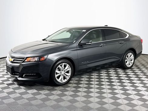Used 2018 Chevrolet Impala LT FWD image 4