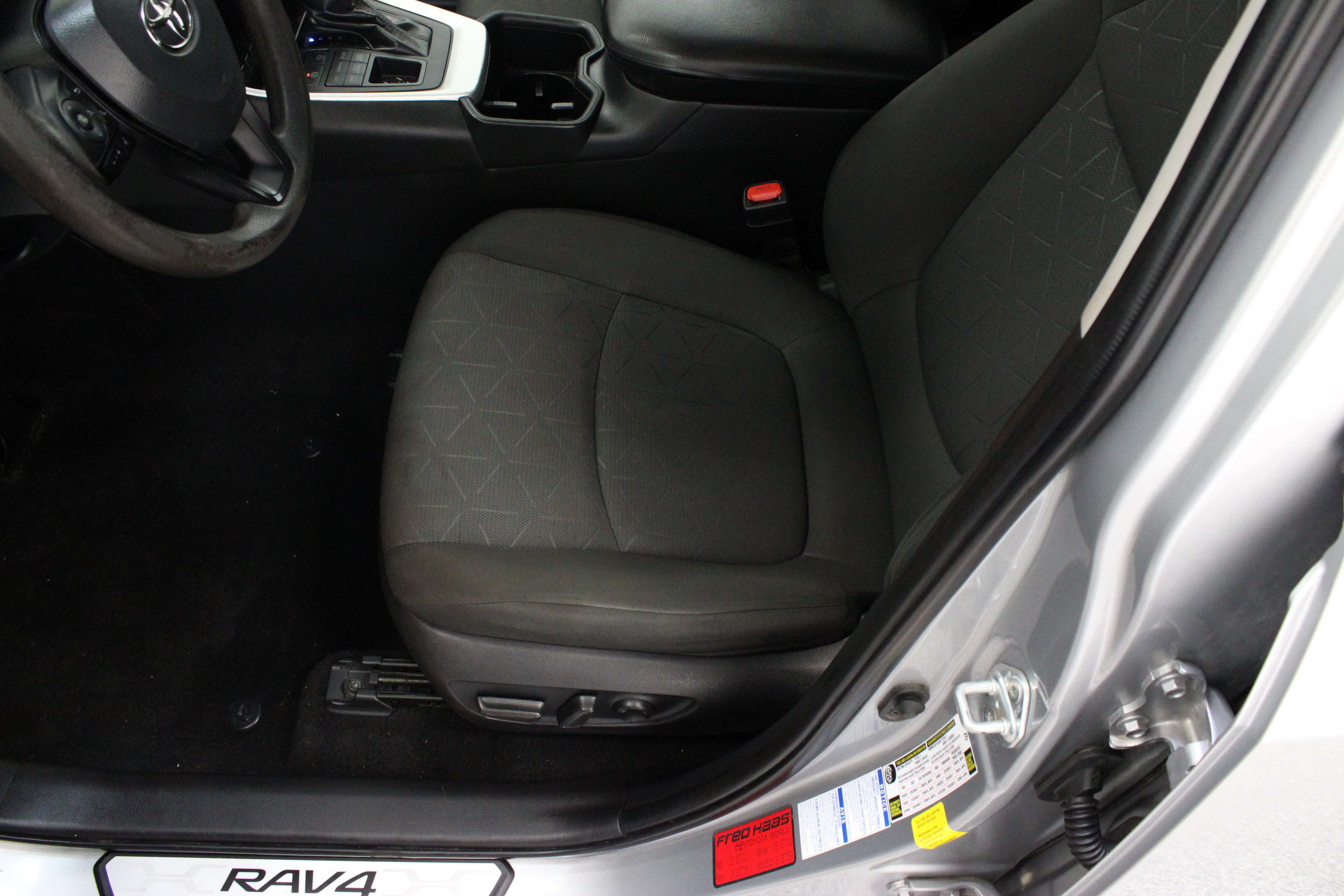 Certified 2022 Toyota RAV4 XLE AWD/4WD image 14