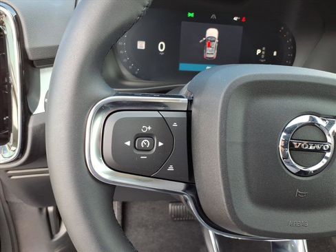 New 2026 Volvo XC40 B5 Ultra w/ Climate Package image 15