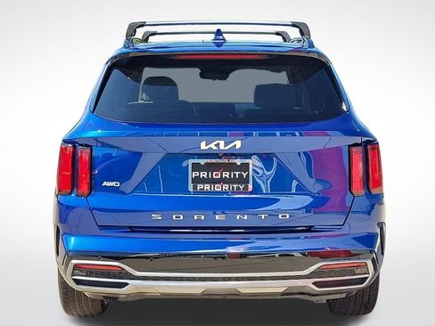 Used 2022 Kia Sorento SX image 4