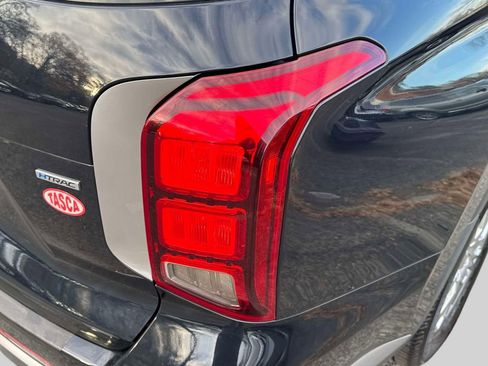 Used 2023 Hyundai Palisade SE w/ Cargo Package image 8