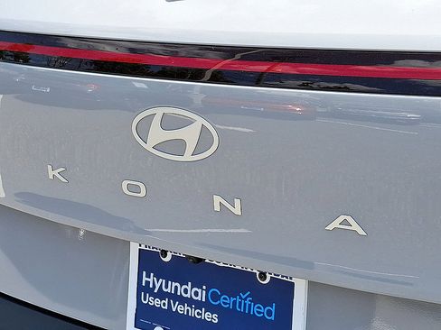 Certified 2024 Hyundai Kona SE AWD/4WD image 23