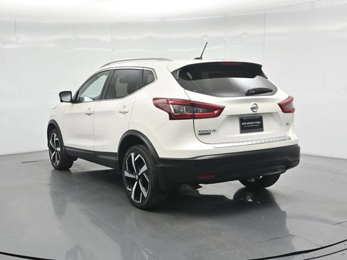 Used 2020 Nissan Rogue Sport SL w/ Premium Package FWD image 31