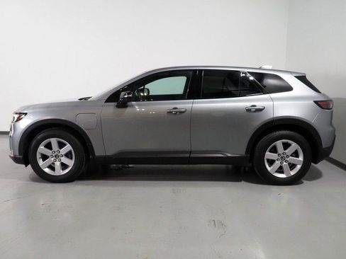 Used 2024 Honda Prologue EX image 8