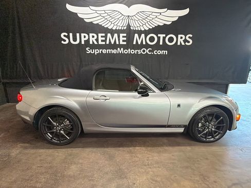 Used 2013 MAZDA MX-5 Miata Club image 3