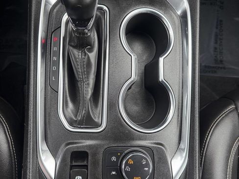 Used 2023 Chevrolet Traverse LT w/ LT Premium Package image 20