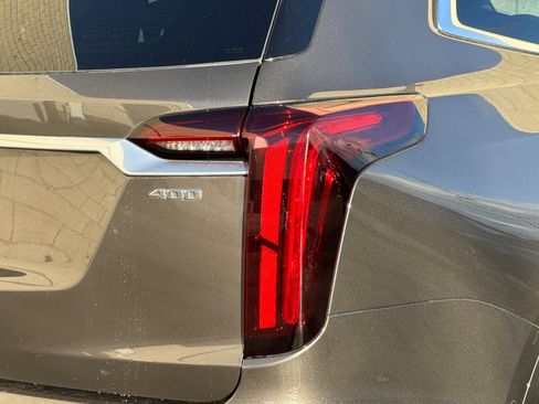 Used 2020 Cadillac XT6 Premium Luxury w/ Platinum Package image 38