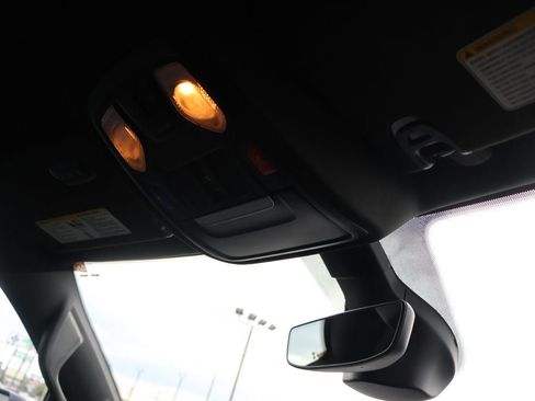 Used 2022 RAM 1500 Big Horn AWD/4WD image 17