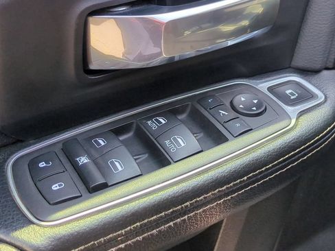 Used 2022 RAM 2500 Laramie AWD/4WD image 12